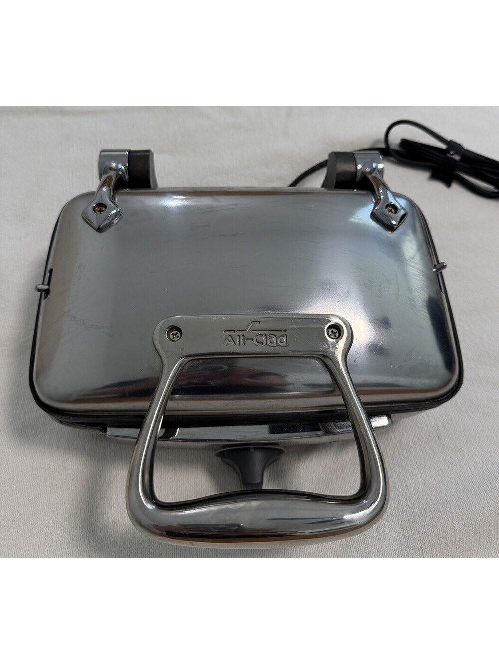 All-Clad Belgian Waffle Maker Stainless Steel Non-Stick Temp Control Silver